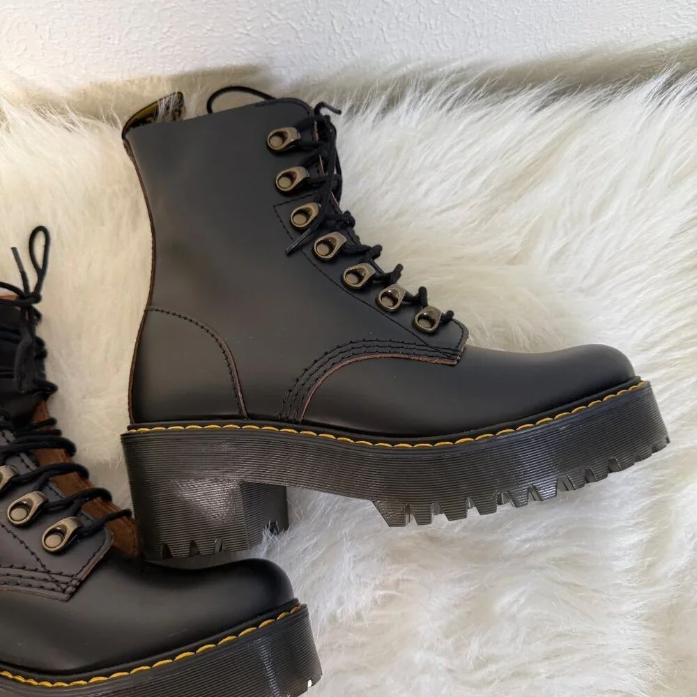 Dr. Martens Leona Platform Ankle Boots Size 6 Black Smooth Leather Heeled Boots